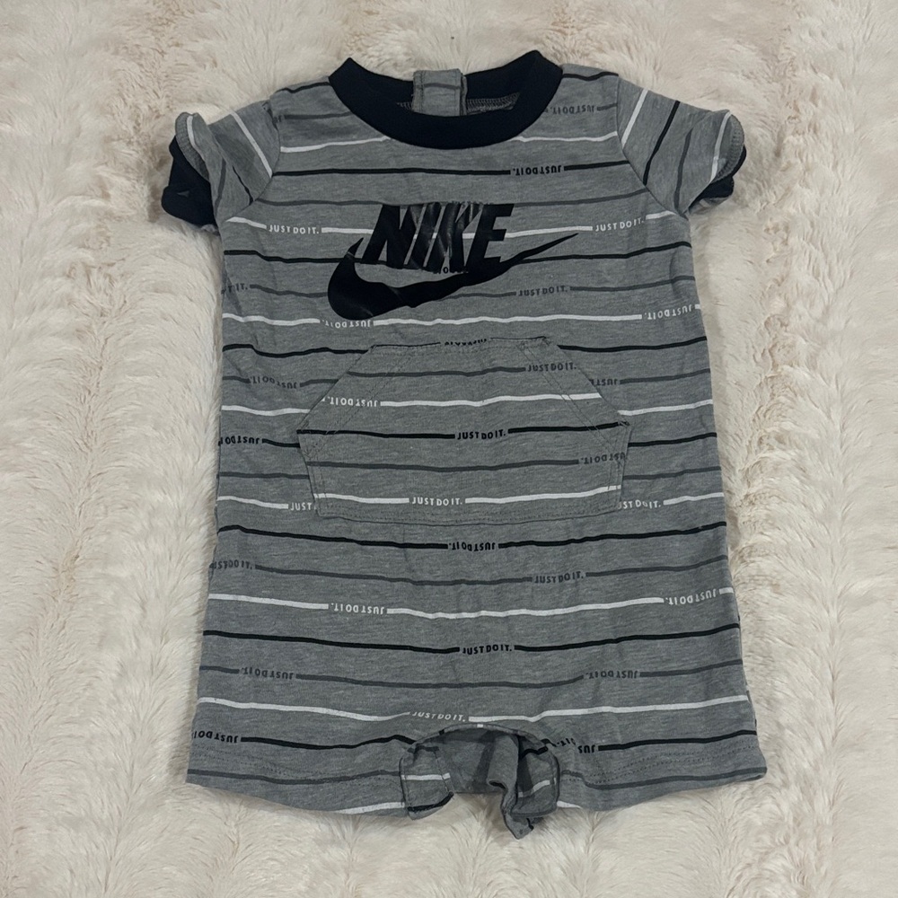 Nike Black and Gray Baby Romper